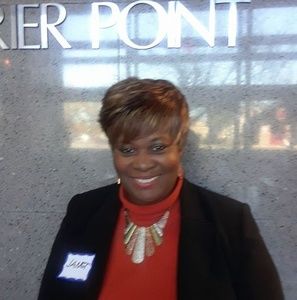 Meet your Posher, Janet